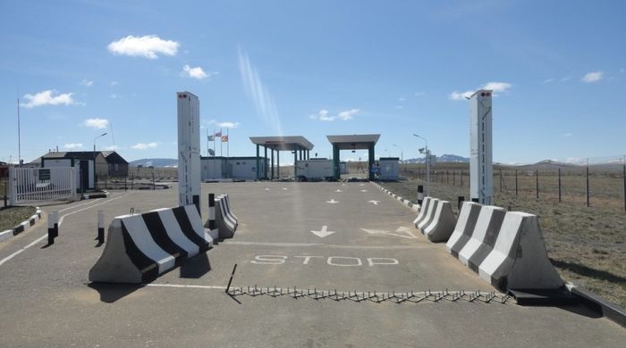 АСМАП: Монголия закрывает пункты пропуска на границе с РФ